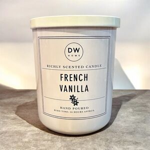 DW Home French Vanilla Richly Scented Candle Hand Poured 56 Hr Burn 15.3oz